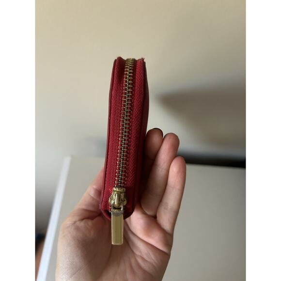 Auth Tory Burch York Long Leather Wallet in Red with Gold - Picture 6 of 9